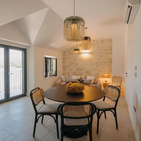 Lukas Apartment